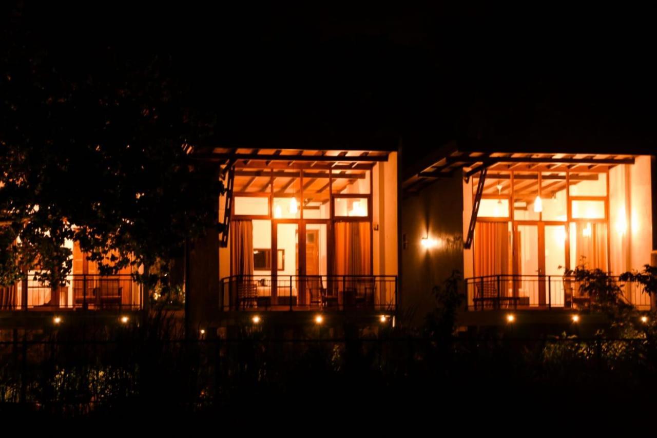 Senu Lagoon Villa Tangalle Exterior foto
