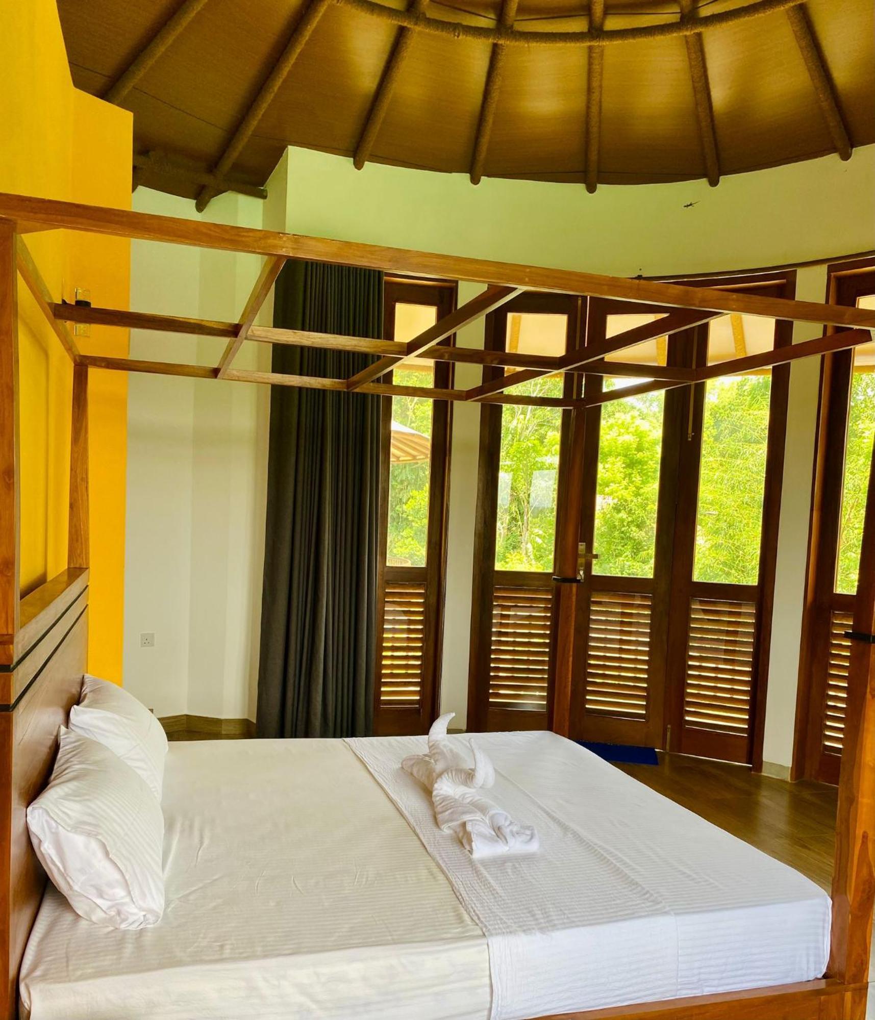 Senu Lagoon Villa Tangalle Exterior foto